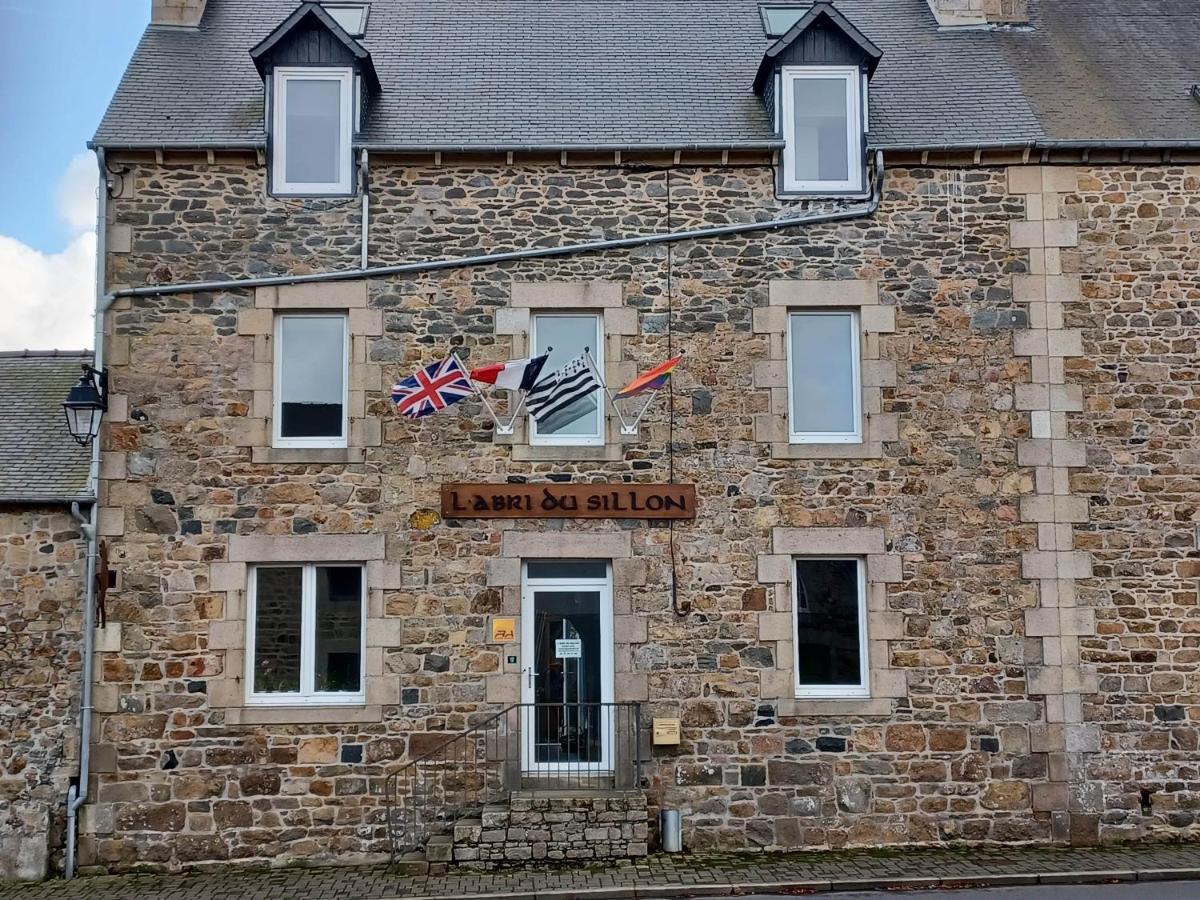 L'Abri Du Sillon Bed and Breakfast Pleubian Exteriör bild